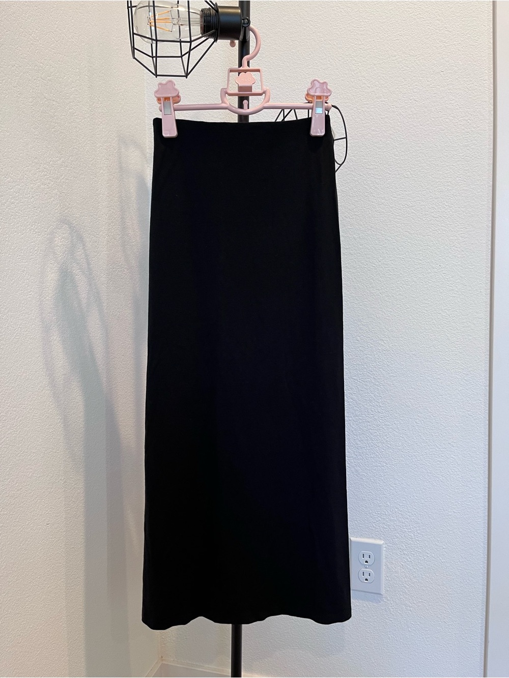 Aritzia (Wilfred) Black Women's Maxi Side Slit Skirt